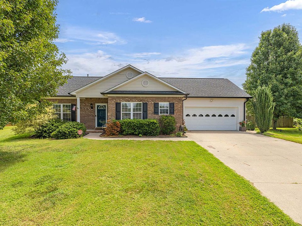 1st image of 433 Water Mill Ct