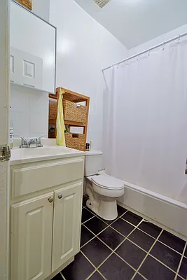 Rented by Lofts and Flats LLC | media 13