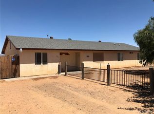 976 S La Palma Rd, Golden Valley, AZ 86413