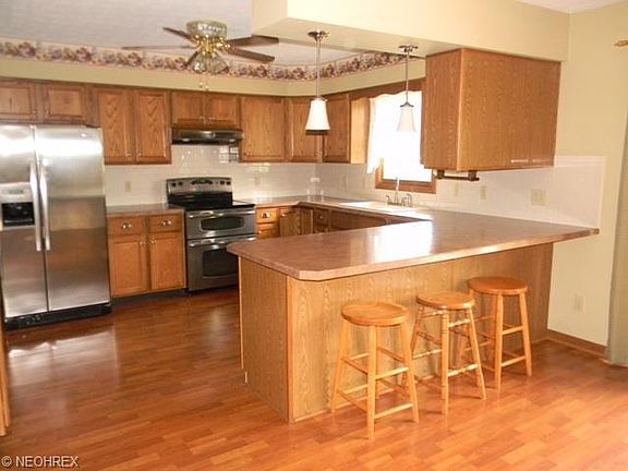2nd image of 711 Frana Clara St