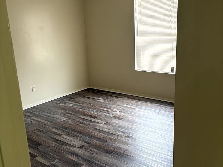 205 Durst Ave W #211C — Photo 12