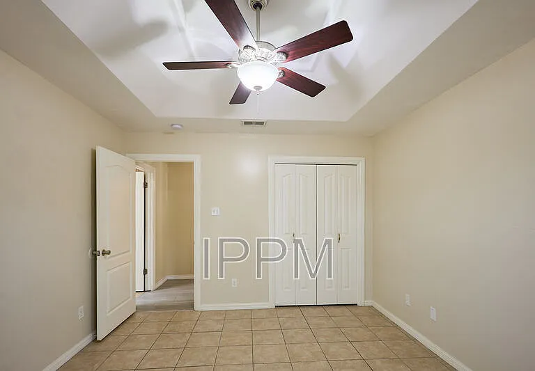 2609 Thomas Ln — Photo 15