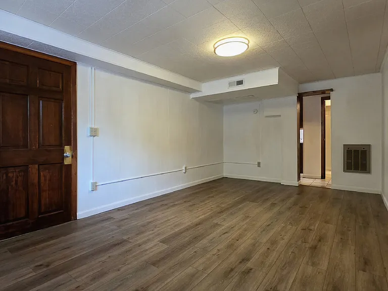 1517 N Miller Blvd — Photo 23