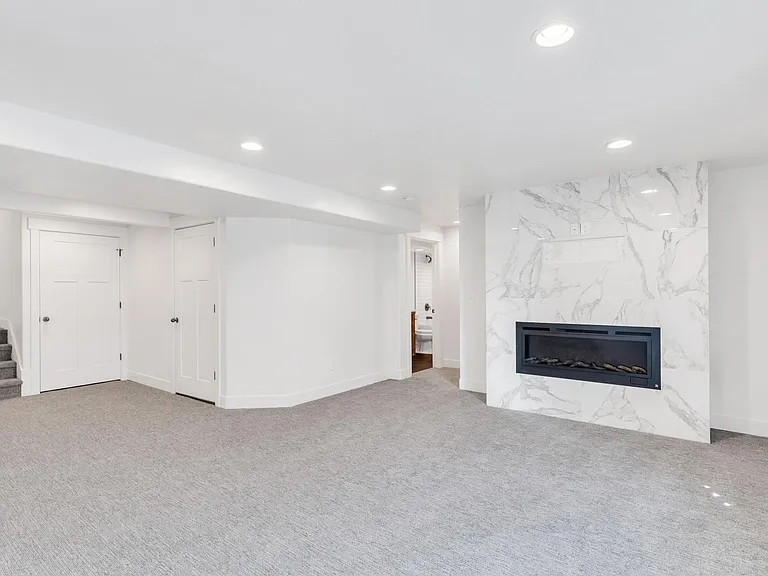 512 N 20 W — Photo 27