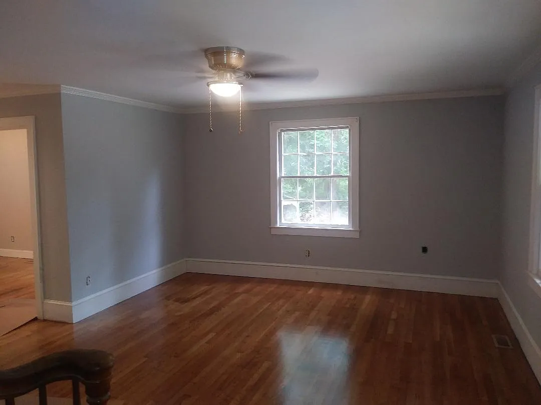 2 bed, 1.5 bath, 1400 sqft, $1,350 — Photo 2