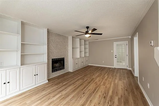 9102 Valkrie Lane - 1 — Photo 3