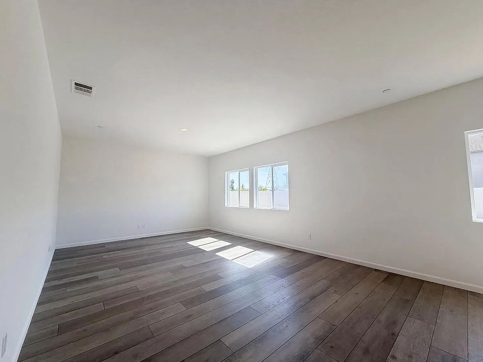 1st image of 4571 Juneberry Dr