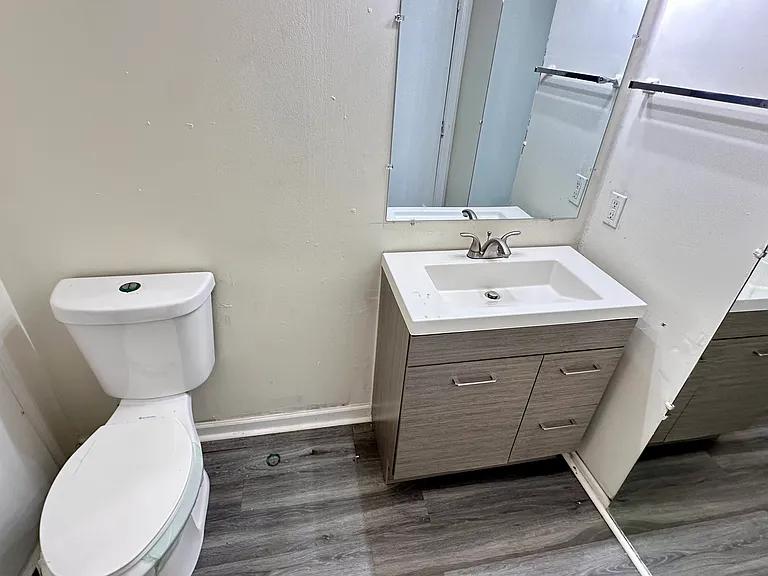 24 Washington Sq #15 — Photo 11