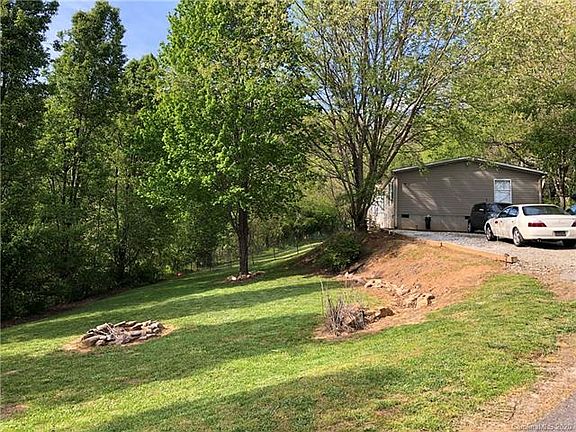 5th image of 46 Lemon Creek Dr