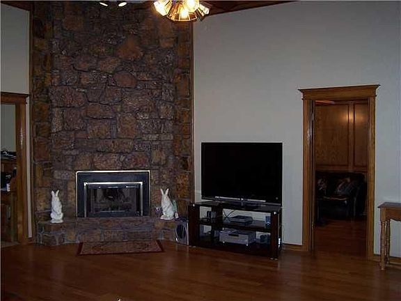 5th image of 6200 Edendale Dr