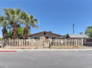 1940 Merze Ave APT B, Henderson, NV 89011