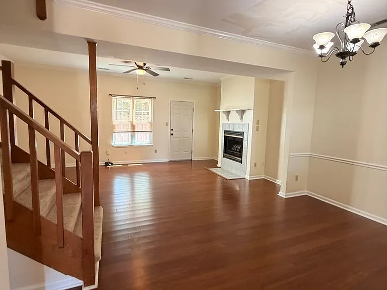 301 Wrought Iron Bnd — Photo 12