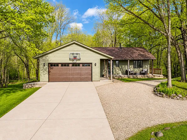 28819 141st Ave, New Prague, MN 56071