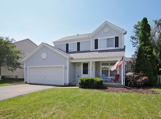 9 W Dahlia Ln, Round Lake Beach, IL
