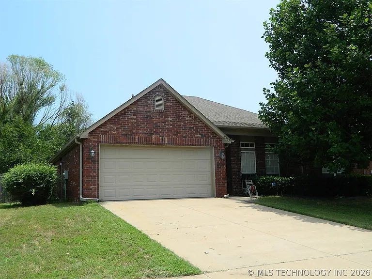 9803 N 100th East Ave — Photo 1