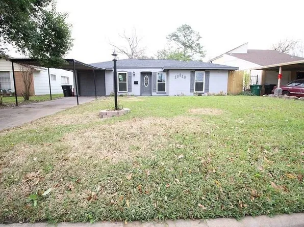 10819 Long Gate Dr, Houston, TX 77047
