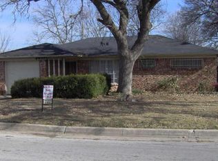 4459 Burke Rd, Fort Worth, TX 76119