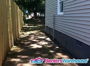 1779 S Olympian Way SW — Photo 3