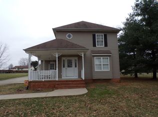 62 Kay Cir, Lafayette, TN 37083