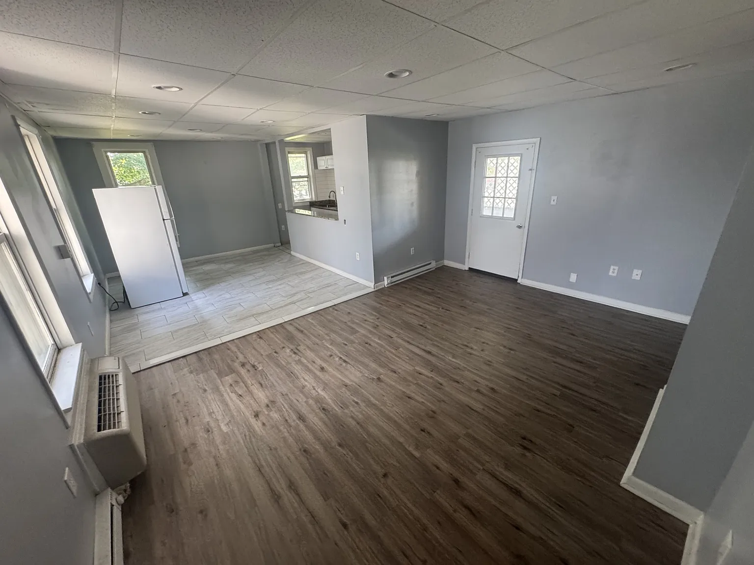 2 bed, 870 sqft, $1,300 — Photo 3