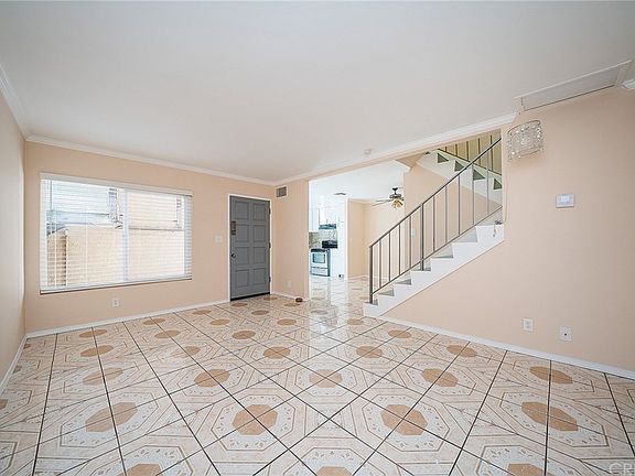 5th image of 7301 Lennox Ave Unit E08