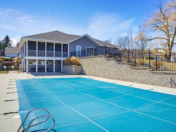 4th image of 46 Three Ponds Drive
