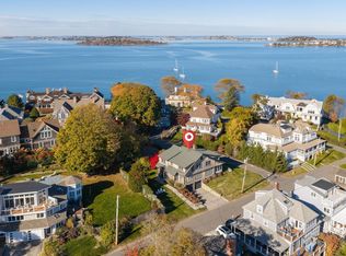 2 Standish St, Hingham, MA 02043