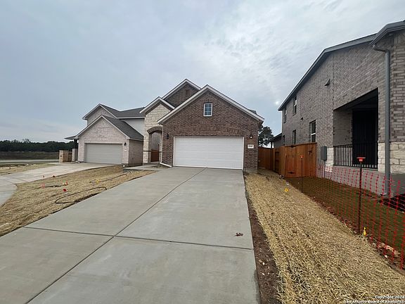 2nd image of 540 Possumhaw Ln
