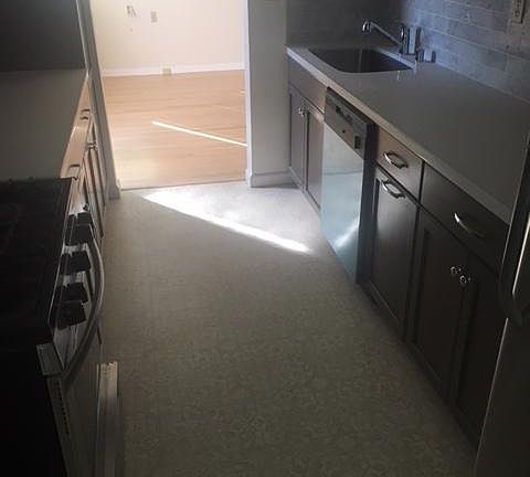 5th image of 457 28th St APT A