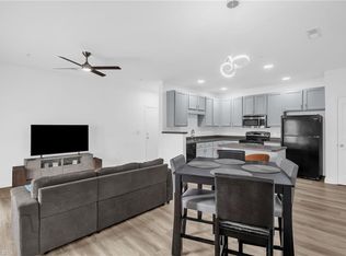 2421 Eagle Creek Ct STE 204, Winston Salem, NC 27103