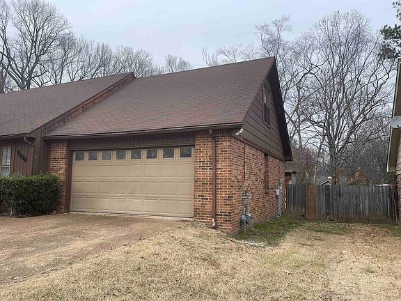 4th image of 7000 Shadow Oaks Dr