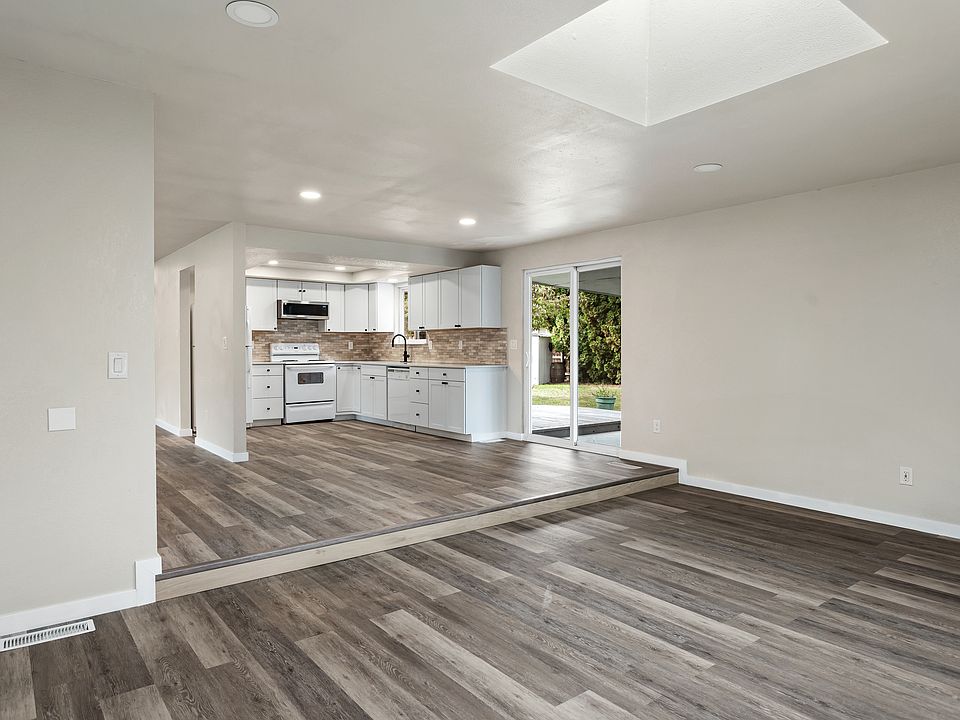 Lower living area looking into kitchen