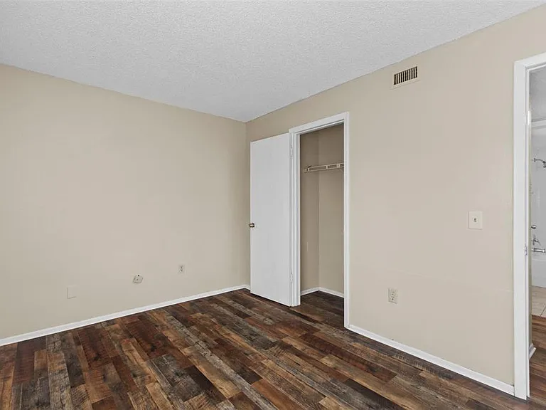 14419 Hanging Moss Cir #101 — Photo 22