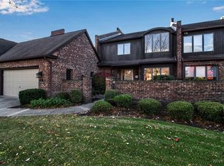 12 Hidden Ridge Cmn, Buffalo, NY 14221