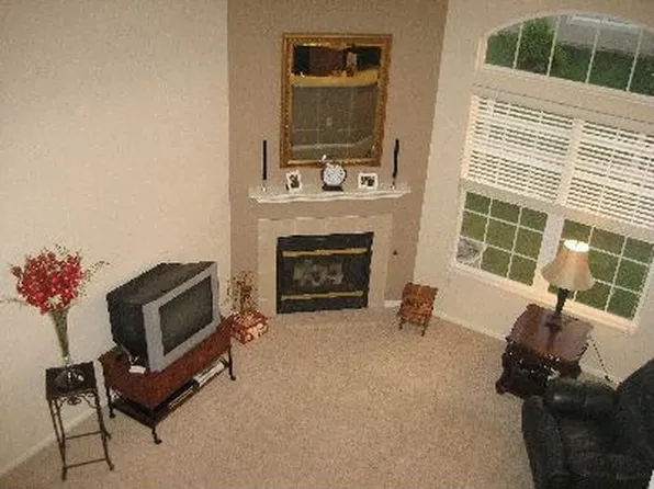 5141C Vinings Bnd, Dublin, OH 43016