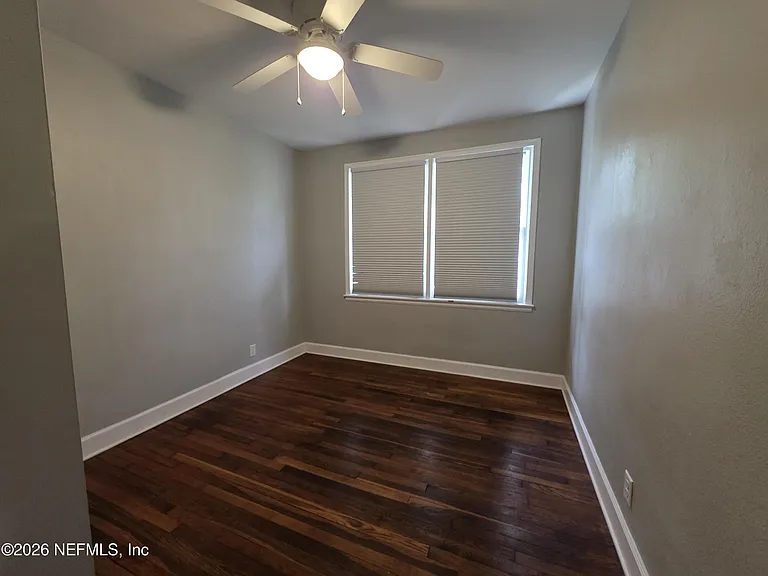 3353 Dellwood Ave — Photo 5