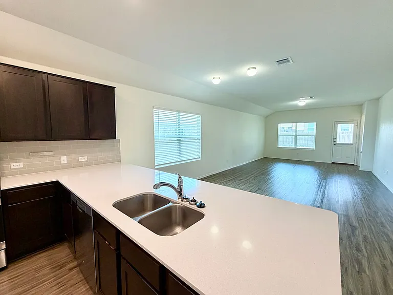 21316 Quick Fox Dr — Photo 5