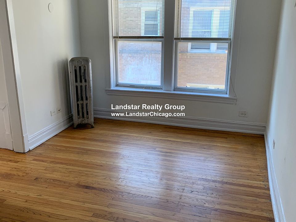 1st image of 3334 W Ainslie St #B3