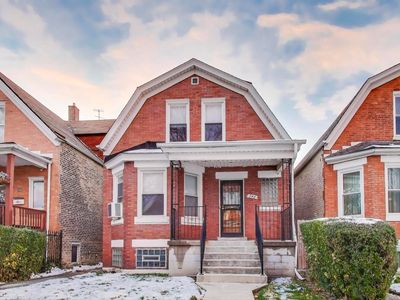 948 N Trumbull Ave, Chicago, IL, 60651