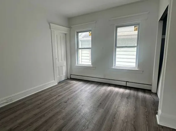 690 William St #2, Bridgeport, CT 06608