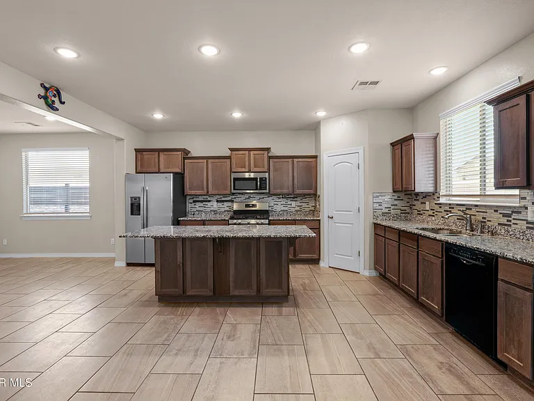 380 Canyon Vista Dr — Photo 17