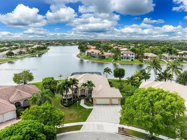 1500 NW 140th Mnr, Pembroke Pines, FL 33028