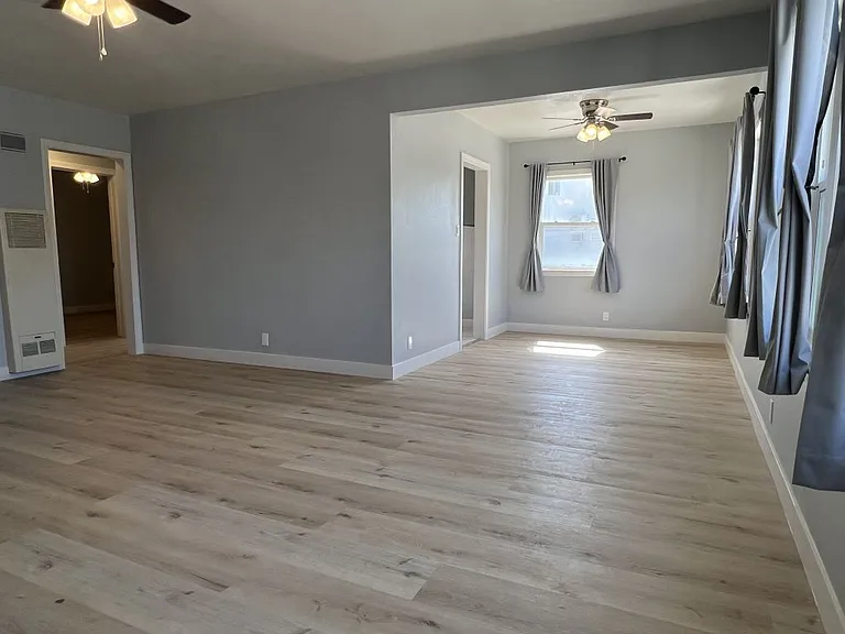 938 Temple Ave #1 — Photo 4