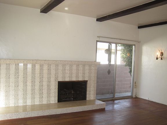 4th image of 312 El Nido Ave