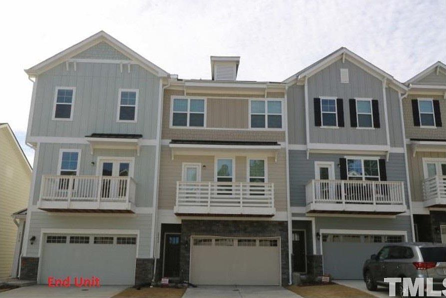 1st image of 2234 Chattering Lory Ln