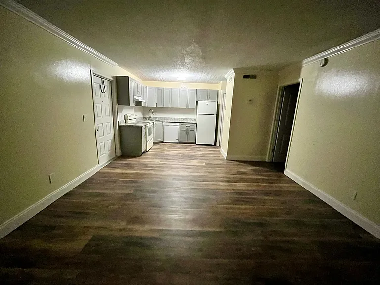 8205 Sun Spring Cir #72 — Photo 10