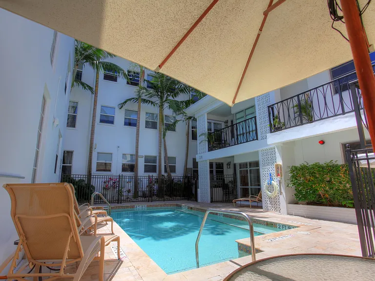 334 Euclid Ave #307 — Photo 3