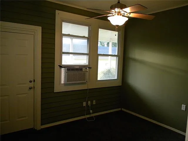 5800 Catina St — Photo 14