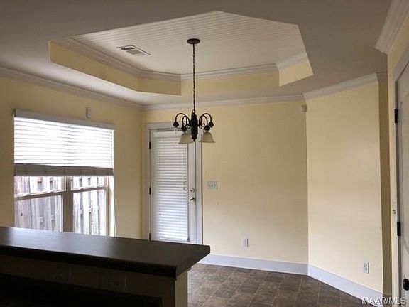 4th image of 6509 Park Lake Ct