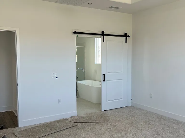 1840 Vincent Dr — Photo 41